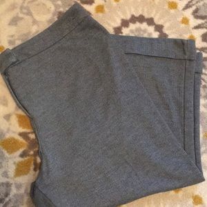 Gray cropped pant